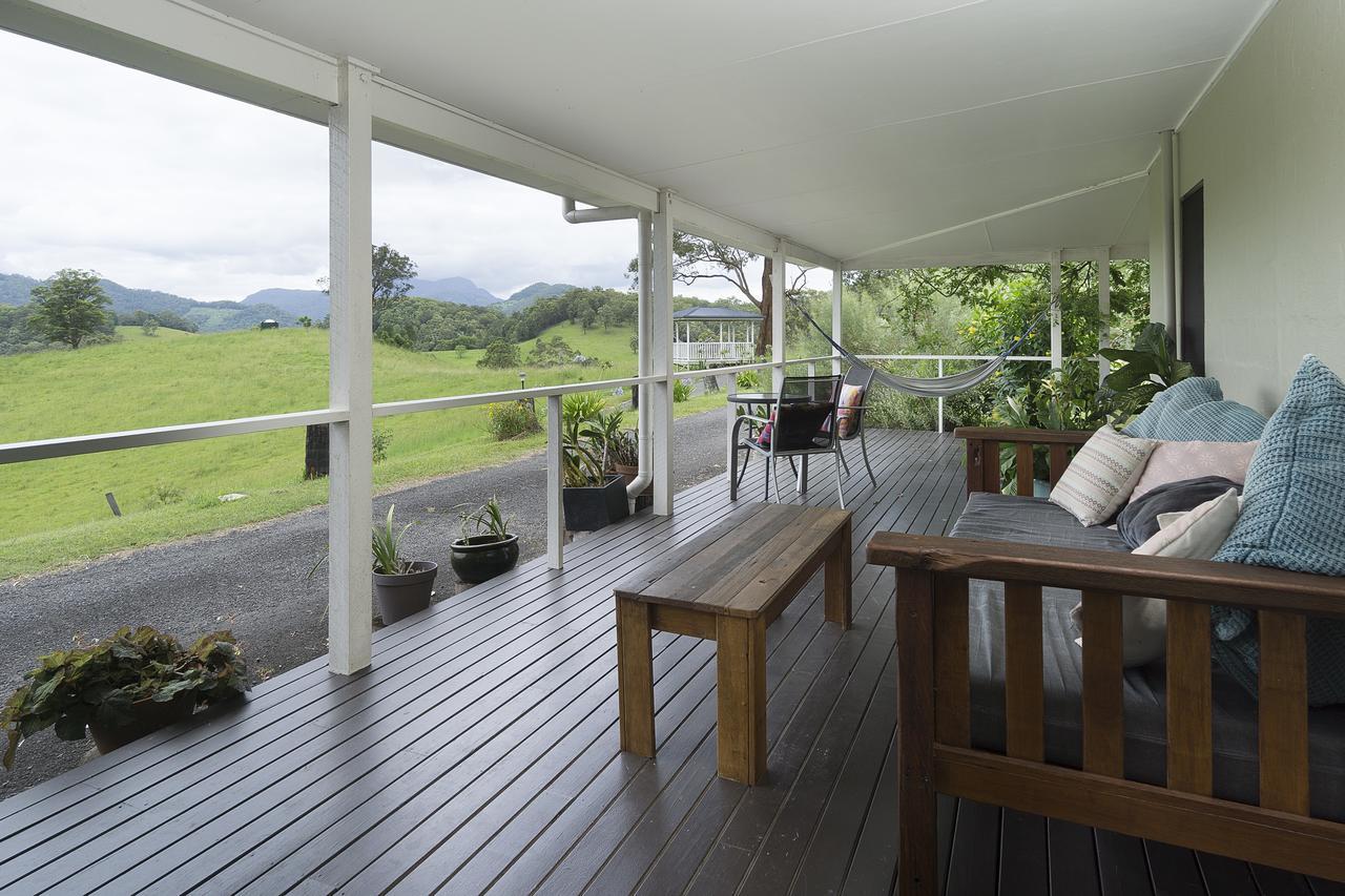 Hillcrest Mountain View Retreat Bed & Breakfast Crystal Creek Exterior photo