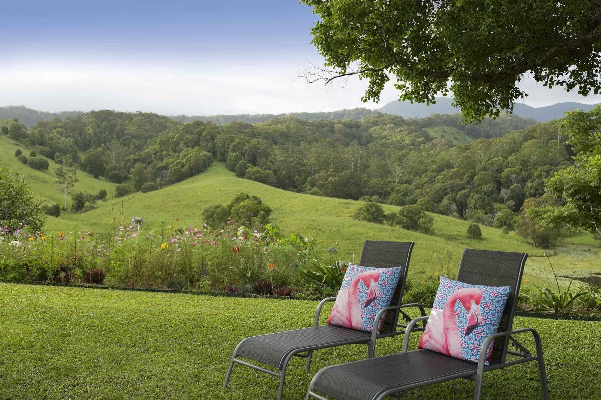 Hillcrest Mountain View Retreat Bed & Breakfast Crystal Creek Exterior photo